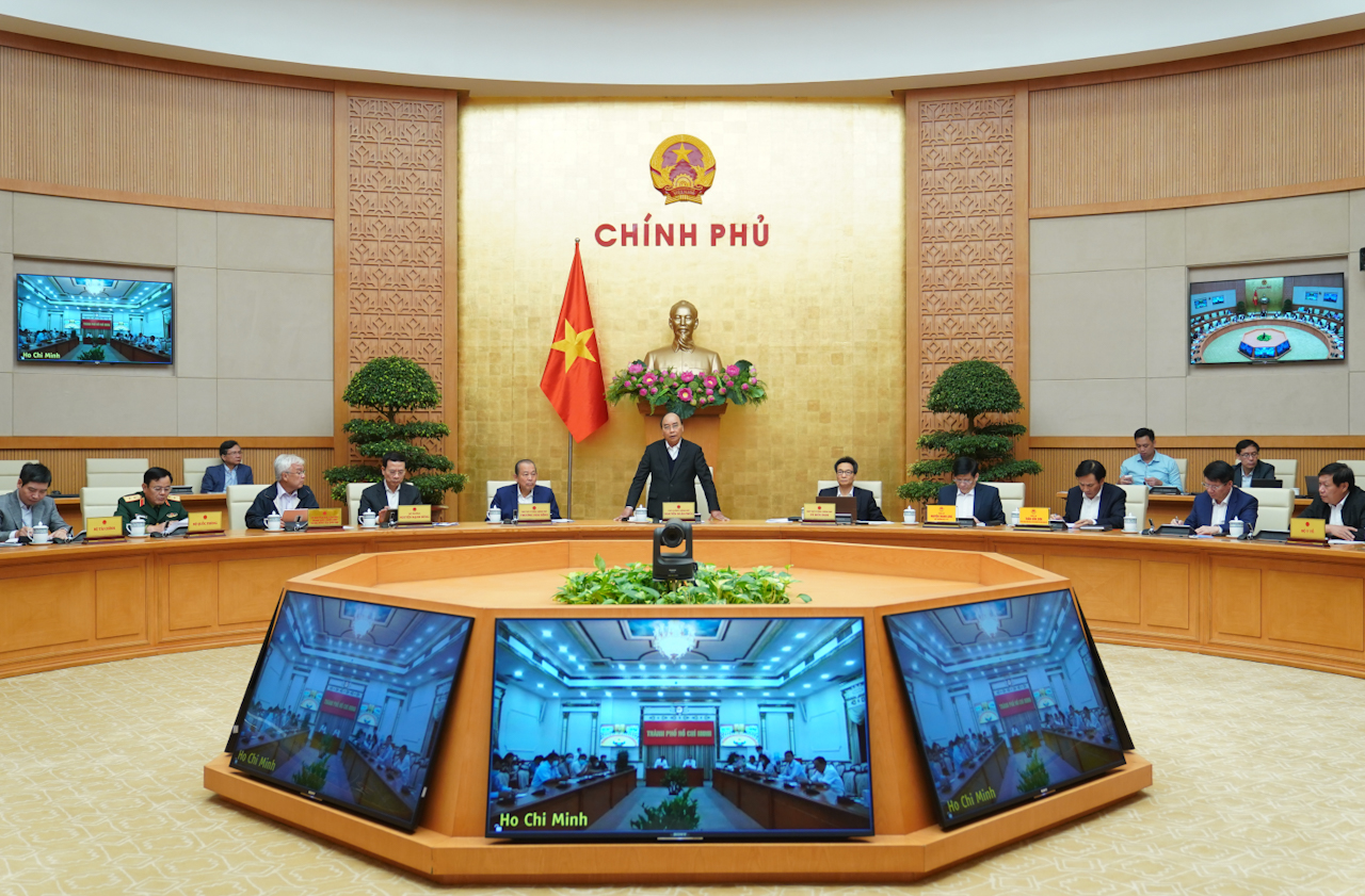 Thủ tướng chỉ đạo làm rõ trách nhiệm việc lây nhiễm COVID-19 ra cộng đồng ở TPHCM