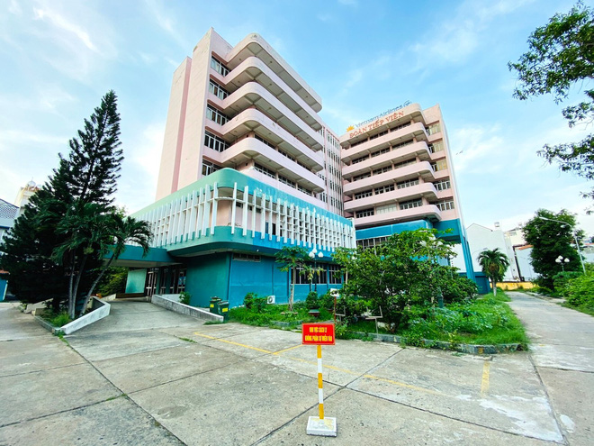 TP.HCM Tổ bay Vietnam Airlines được cách ly tại khách sạn