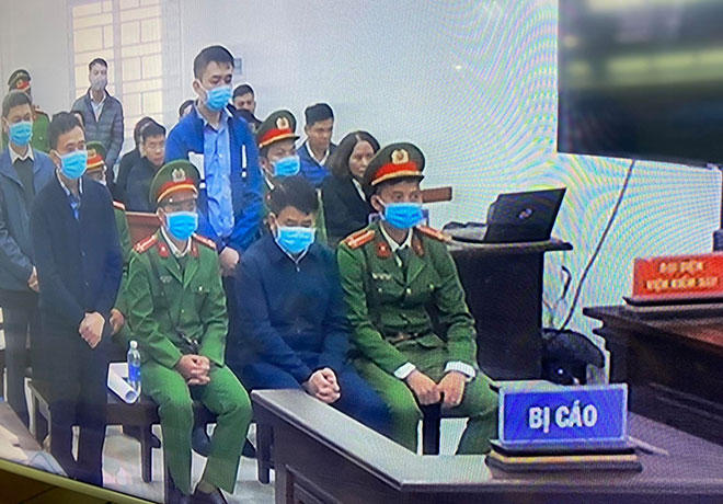 Cựu Chủ tịch Hà Nội Nguyễn Đức Chung bị tuyên phạt 5 năm tù