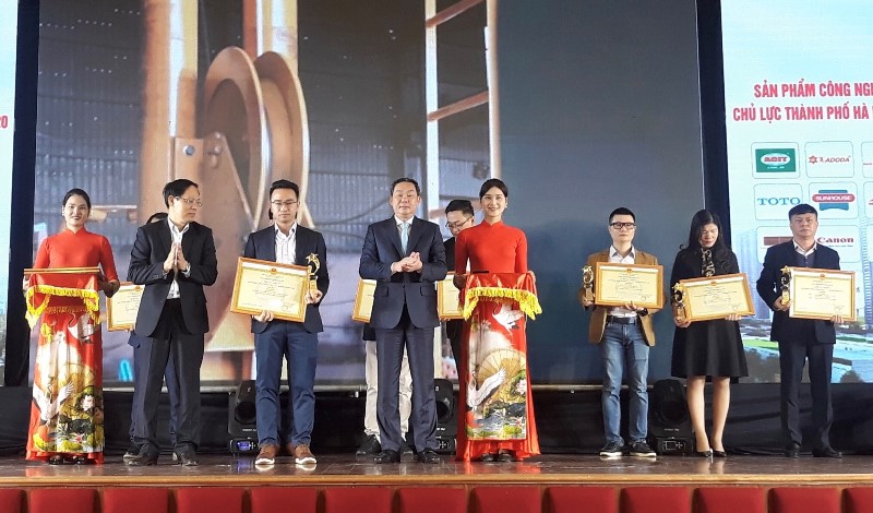 Hà Nội tôn vinh 26 sản phẩm công nghiệp chủ lực