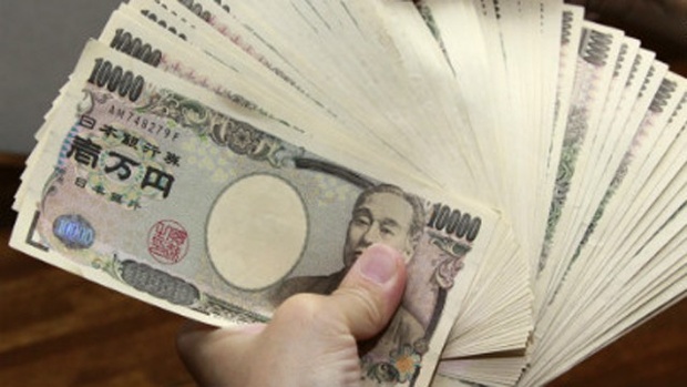 Nhật Bản muốn phát hành thêm trái phiếu để hỗ trợ nền kinh tế