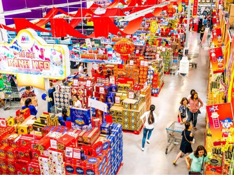 Nhiều doanh nghiệp gấp rút chuẩn bị hàng hoá cung ứng dịp Tết