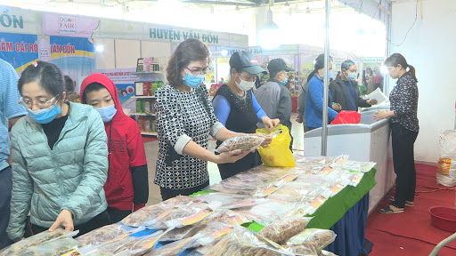 Hơn 70 nghìn lượt khách tham dự Hội chợ triển lãm kích cầu tiêu dùng và hàng công nghiệp nông thôn tỉnh Quảng Ninh