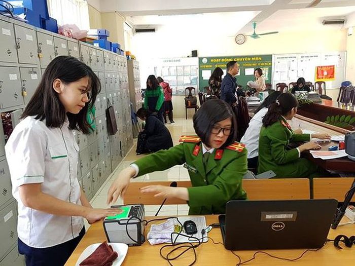 Hà Nội mở đợt cao điểm cấp căn cước công dân lưu động