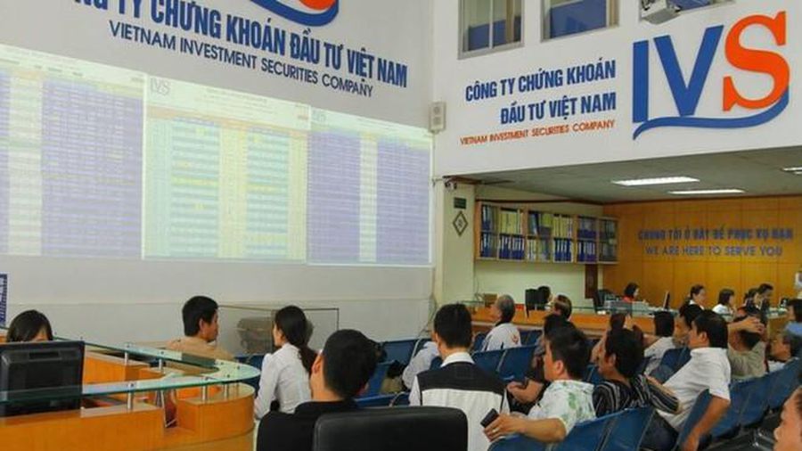 Nhập nhèm hóa đơn, chứng khoán IVS bị phạt và thu thuế hơn 800 triệu đồng