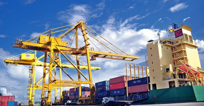 Cán cân thương mại nửa đầu tháng 12 thâm hụt hơn 880 triệu USD