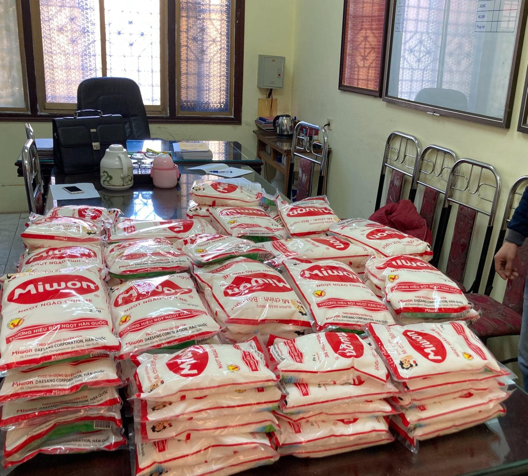 Nam Định Triệt xóa một cơ sở làm mì chính giả các nhãn hiệu Ajinomoto và Miwon