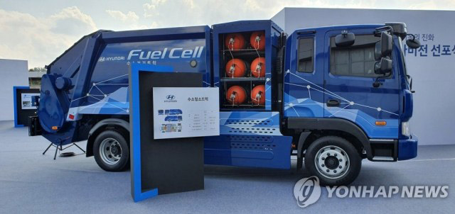 Hàn Quốc thử nghiệm xe chở rác chạy bằng hydro đầu tiên trên thế giới