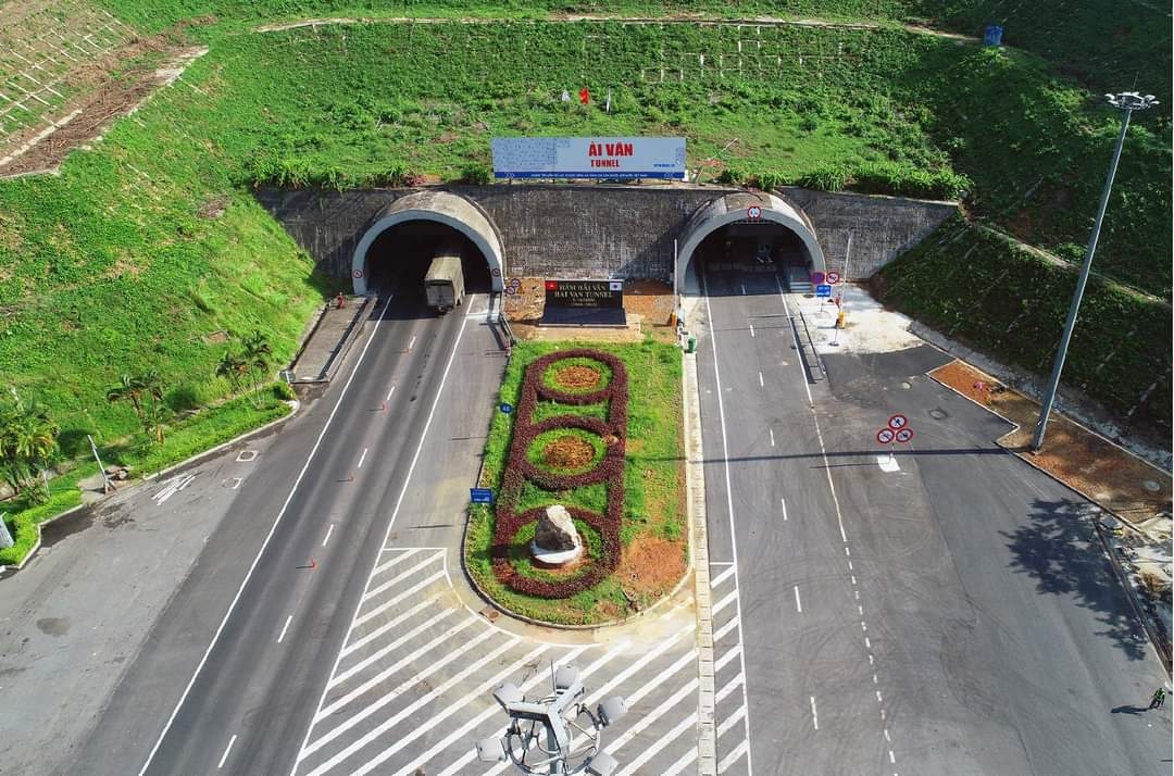 Khánh thành 3 công trình giao thông trọng điểm trước Tết Nguyên đán