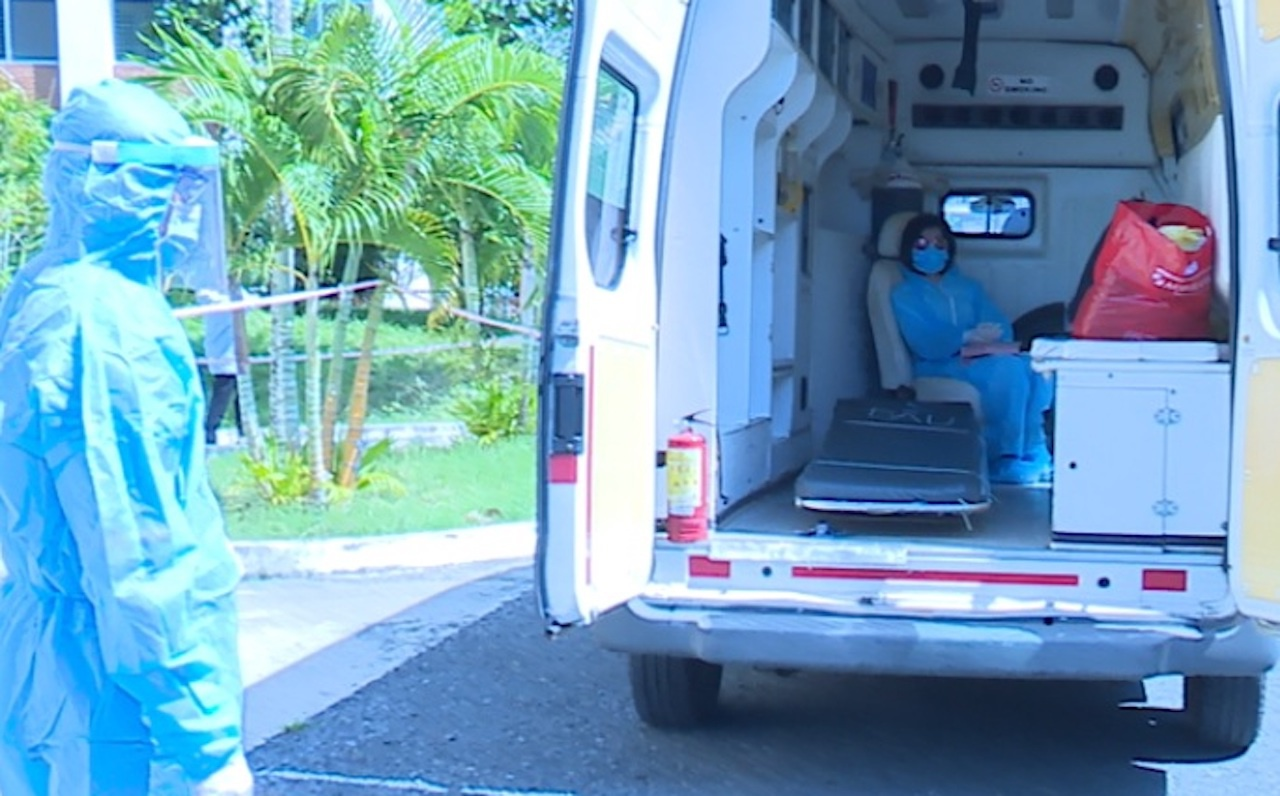 Bệnh nhân 1452 xuất viện sau 3 lần âm tính với Covid-19