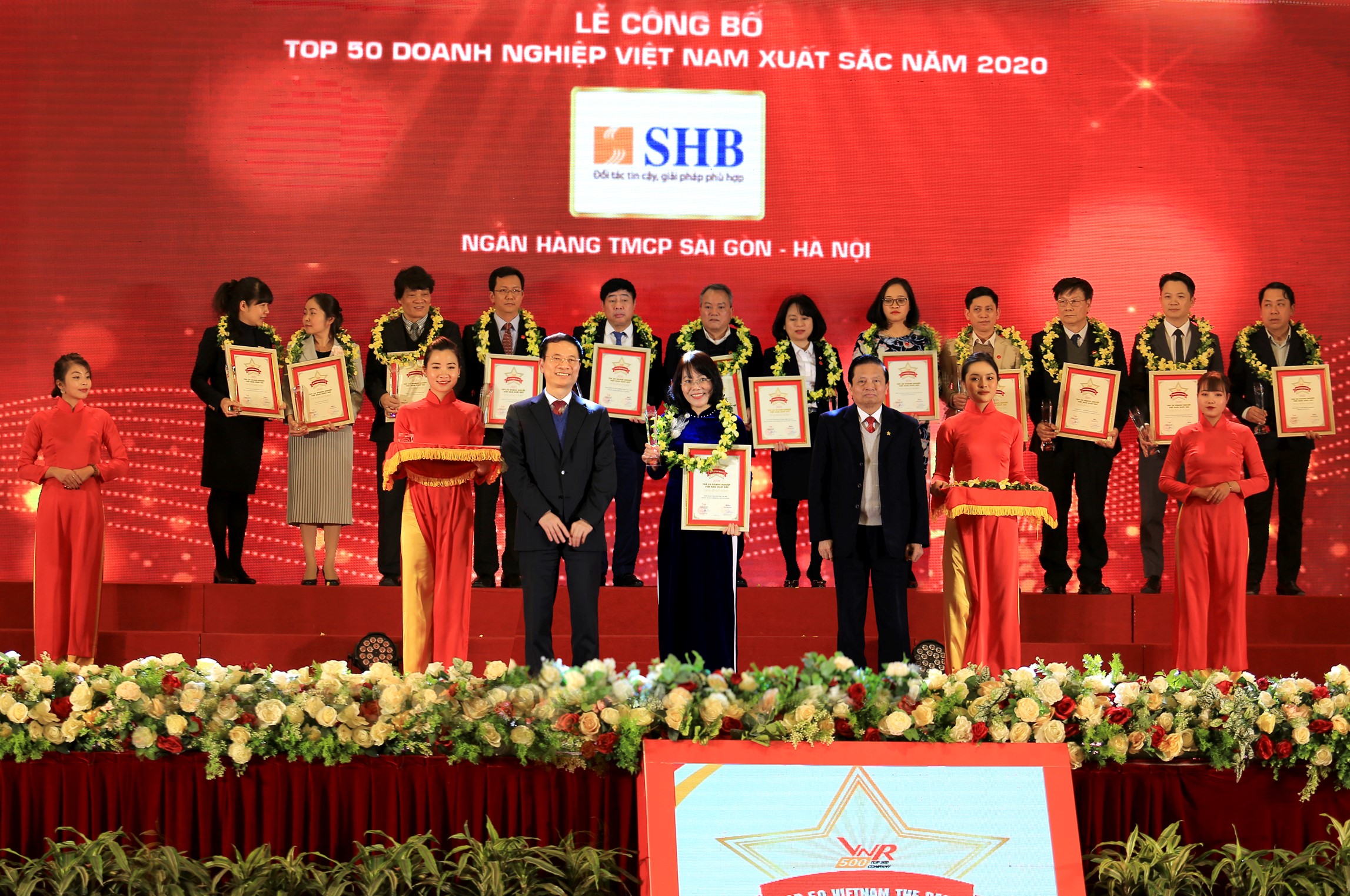 SHB được vinh danh Top 50 doanh nghiệp xuất sắc nhất Việt Nam   