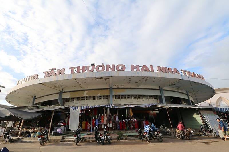 Nha Trang Tiểu thương Chợ Đầm bị yêu cầu di dời lúc cận Tết