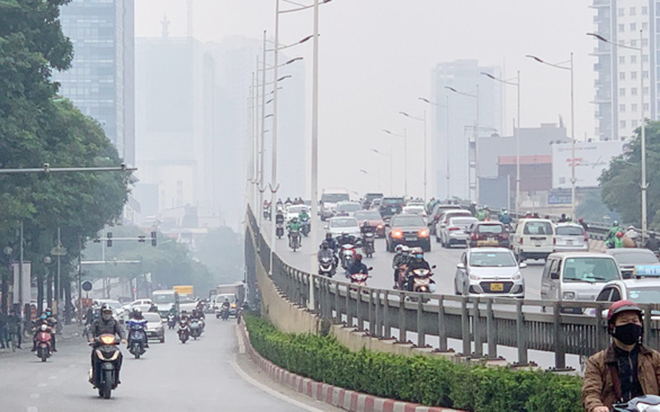 Chính phủ yêu cầu Hà Nội và TP Hồ Chí Minh loại bỏ xe cũ nát