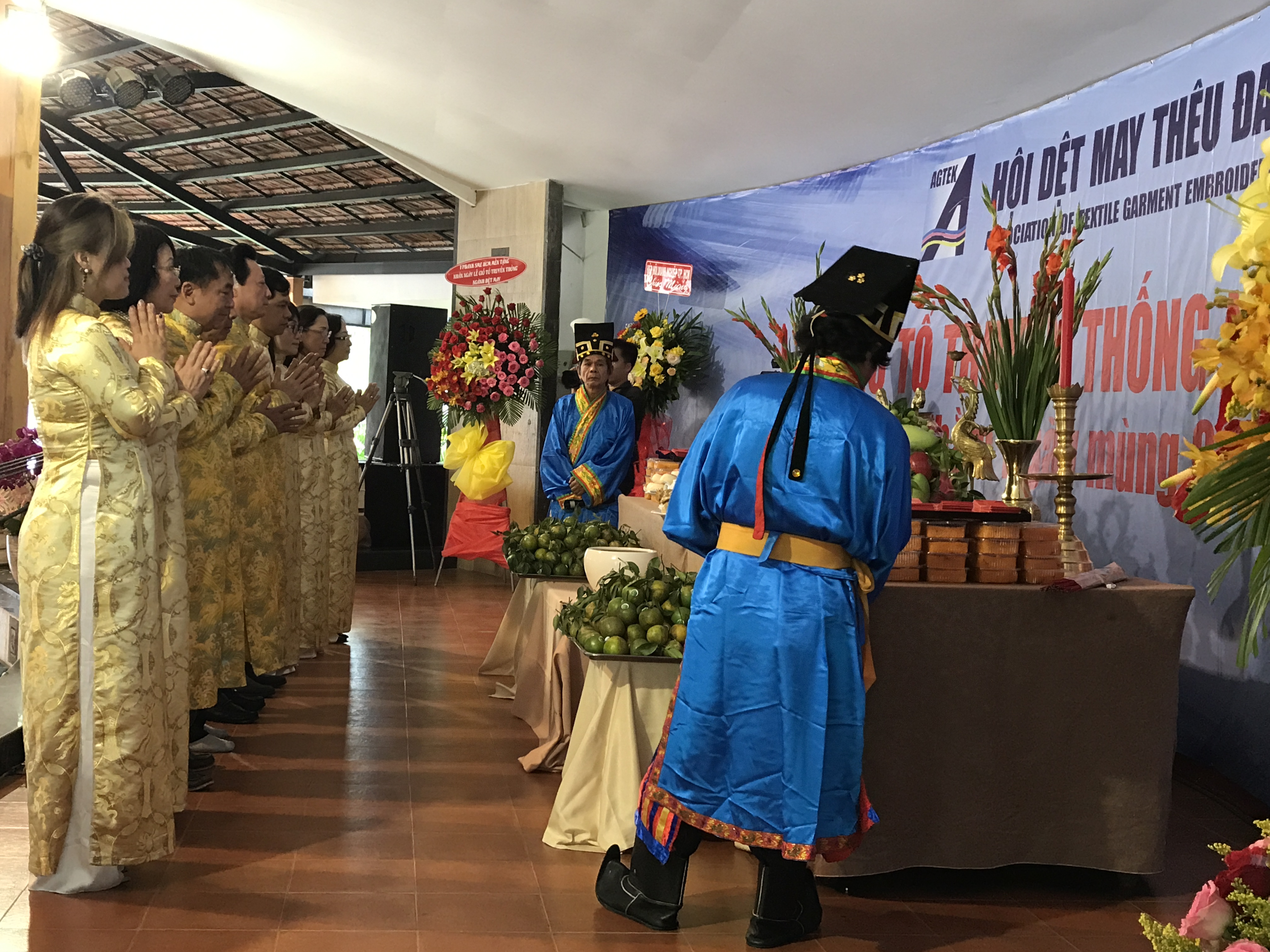 Hội dệt may Thêu đan TPHCM Tổ chức lễ giỗ Tổ ngành dệt may