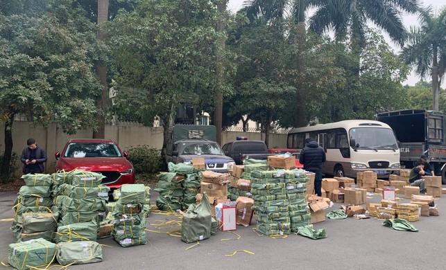  Phát hiện 2 cơ sở kinh doanh khóa cửa giả tại Hà Nội