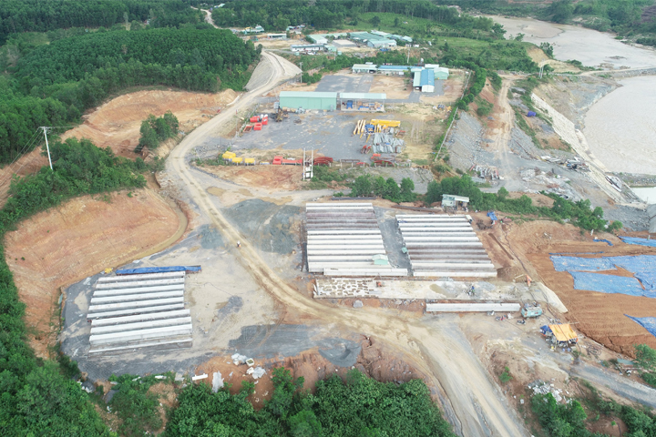 Quảng Nam Dừng xem xét chuyển 34 ha rừng làm thủy điện Sông Tranh 4