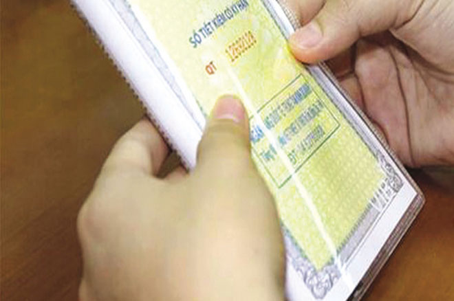 Làm giả 47 sổ tiết kiệm, nữ kế toán chiếm đoạt hơn 100 tỷ đồng