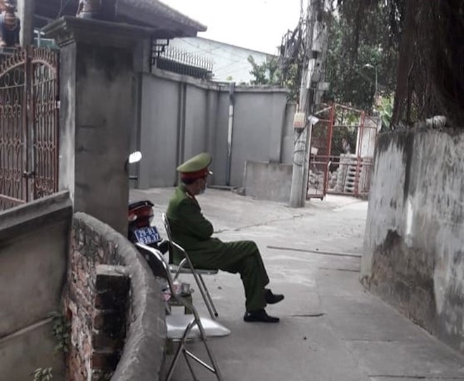 Hà Nội lập chốt chặn, cách ly nhà riêng của bác sĩ liên quan BN1553