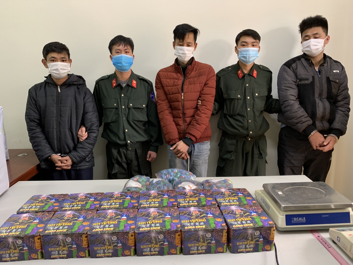 Sơn La Phát hiện nhóm đối tượng tàng trữ, mua bán số lượng lớn pháo hoa nổ