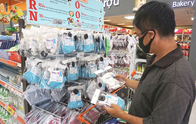 Bộ Công Thương yêu cầu tất cả các siêu thị cung ứng đủ khẩu trang, nước rửa tay phục vụ người tiêu dùng