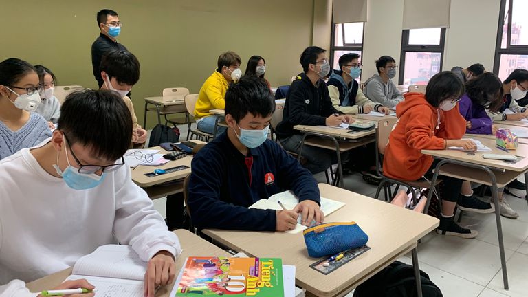 Hà Nội xem xét cho học sinh nghỉ Tết sớm phòng dịch Covid-19