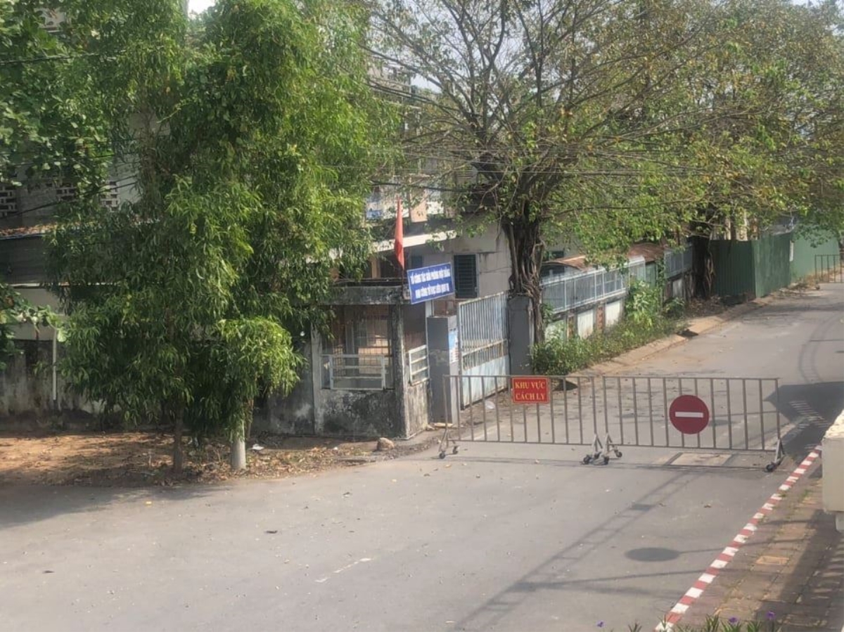 Tiền Giang cách ly một trường hợp đi chung chuyến bay với BN1660