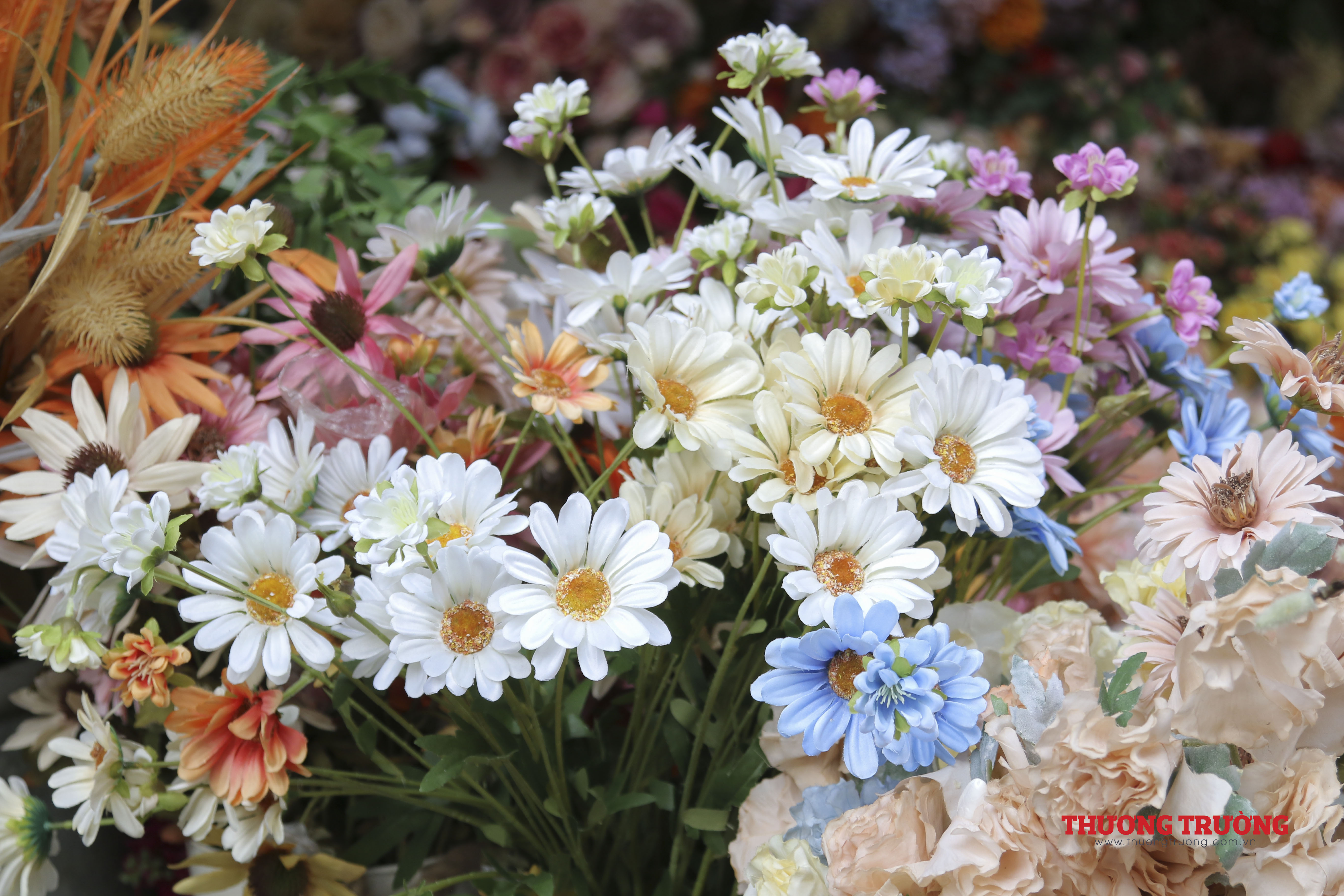 Chợ hoa Hàng Lược nhộn nhịp ngày giáp Tết