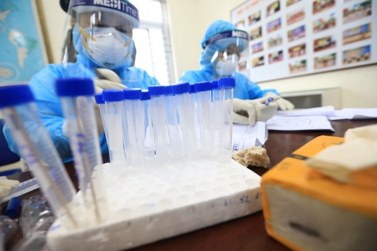 Tất cả học sinh lớp 3E, trường TH Xuân Phương xét nghiệm lần 1 âm tính