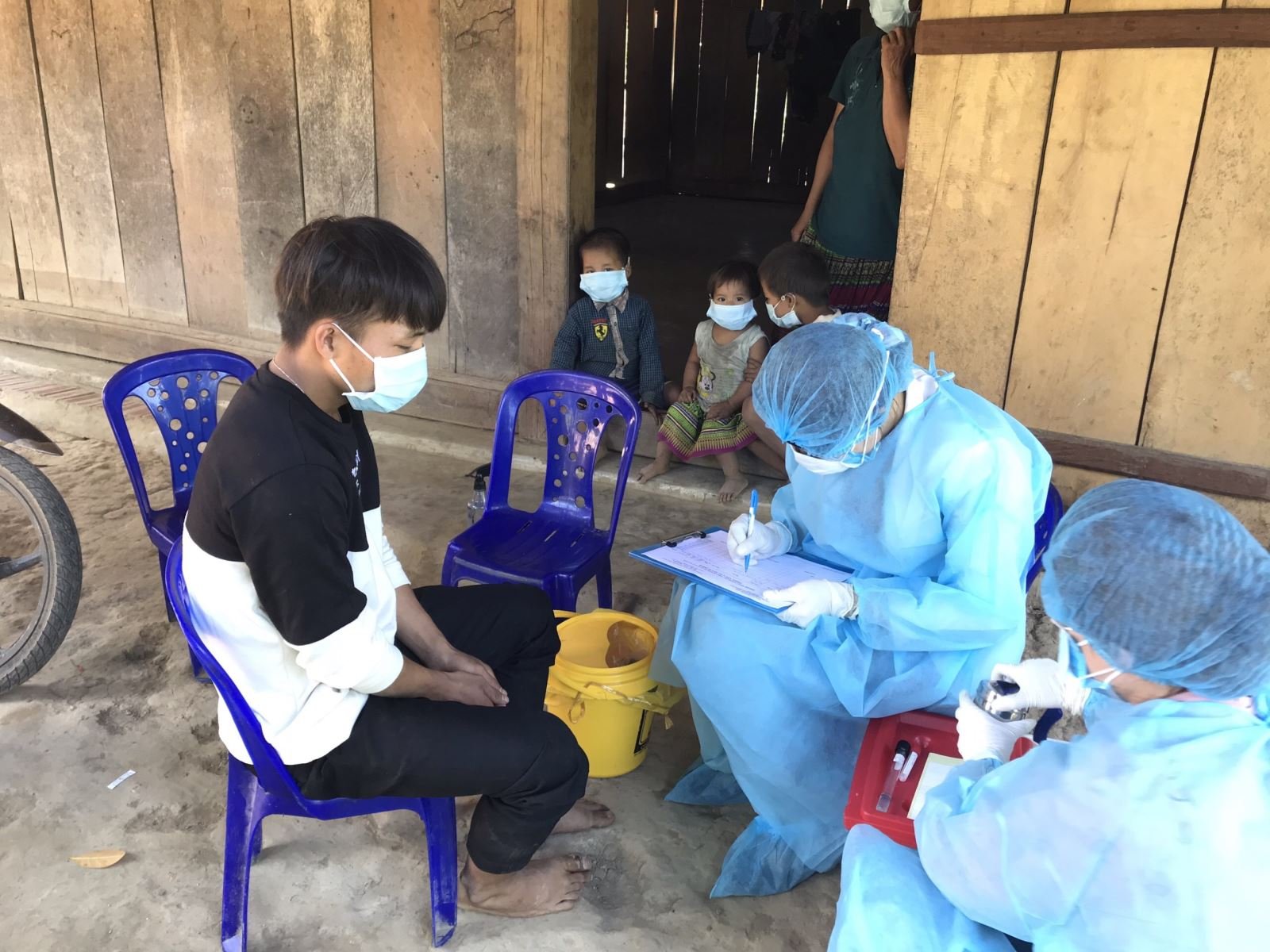 Đắk Lắk Tiêm vaccine phòng bệnh bạch hầu cho gần 300.000 người dân