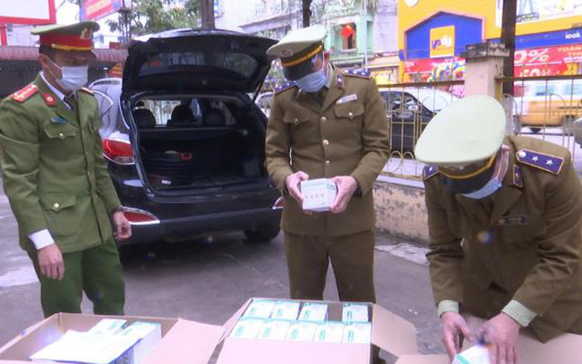 Thu giữ 7.100 chiếc khẩu trang được kéo dài thời hạn sử dụng