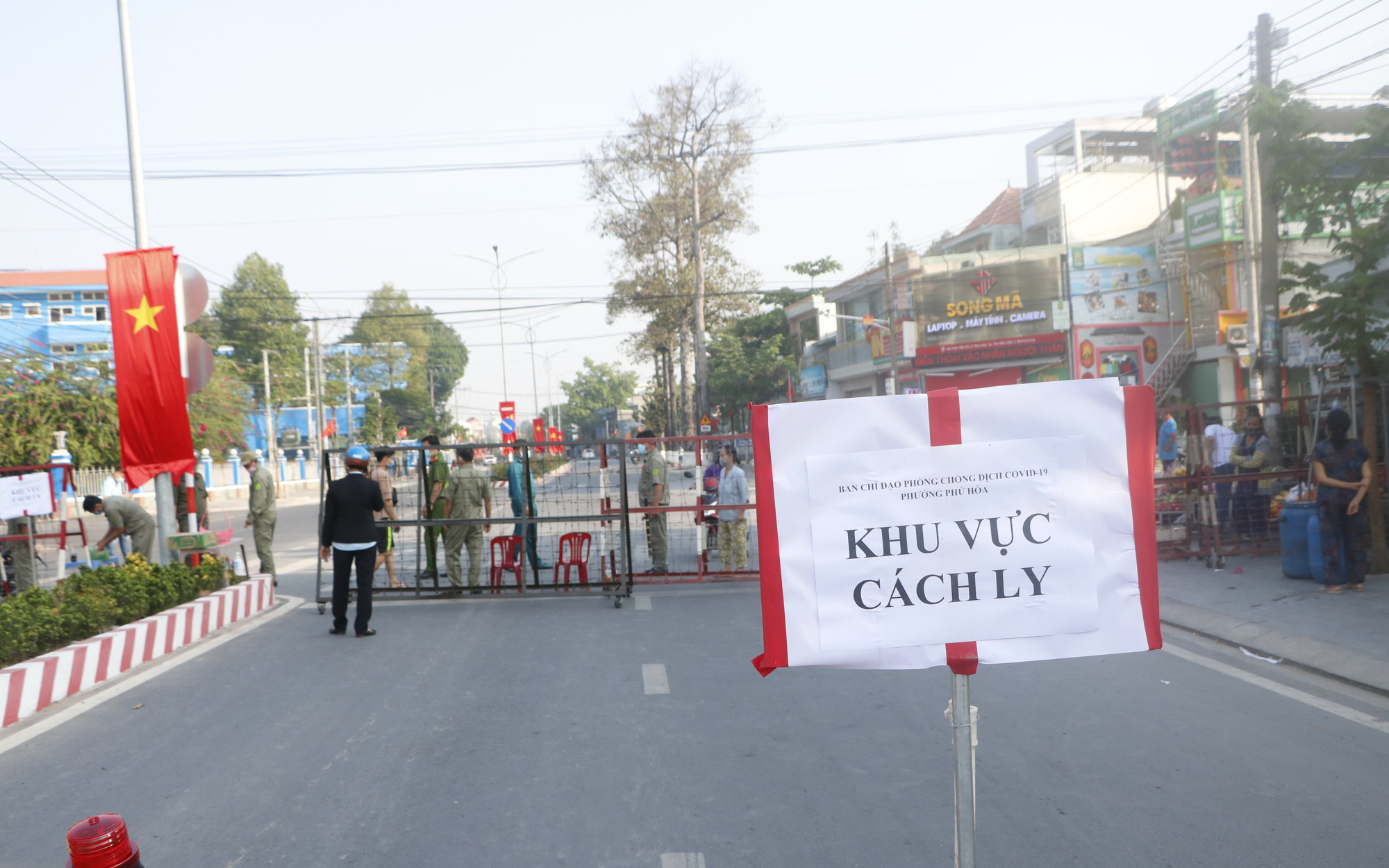 Phong toả 2 khoa của Bệnh viện đa khoa tỉnh Bình Dương liên quan đến BN1843 