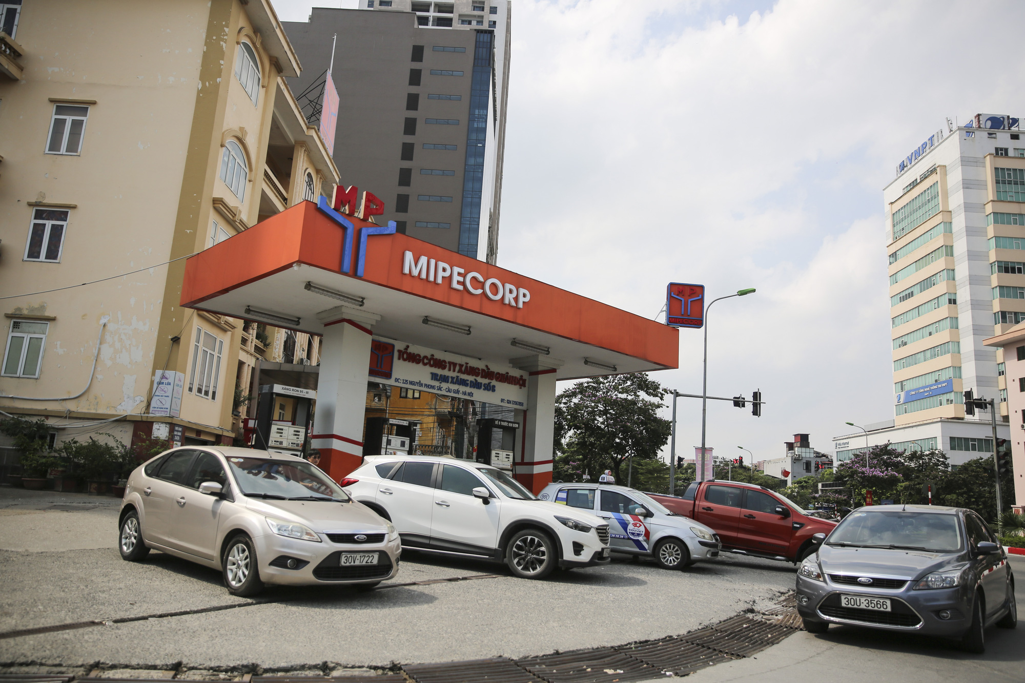 Đề xuất mới về phương pháp xác định các yếu tố hình thành giá cơ sở xăng dầu