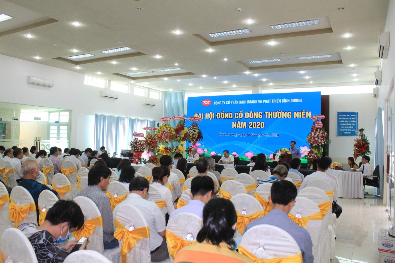 Tổng Giám đốc TDC đăng ký bán 300.000 cổ phiếu