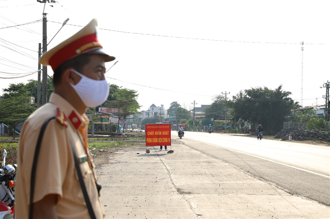 Xe khách chở người tiếp xúc trường hợp mắc COVID-19 từ TPHCM về Đắk Lắk