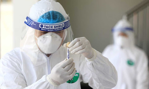 Lấy mẫu xét nghiệm 1.000 cán bộ, nhân viên Bệnh viện Mắt TP HCM