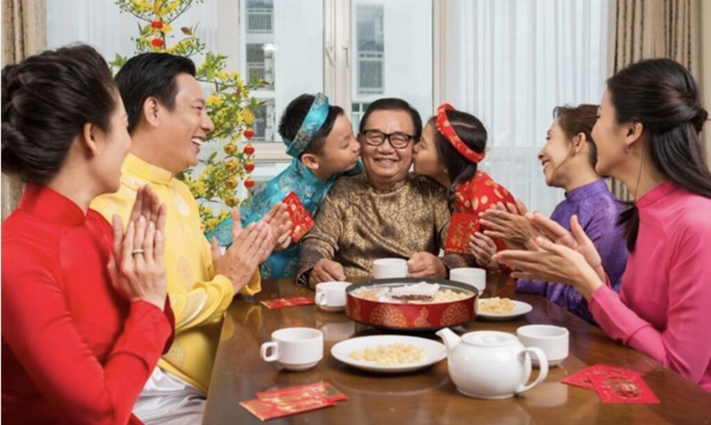 Những việc nên làm trong ngày đầu năm mới để cả năm phú quý, tài lộc đầy nhà