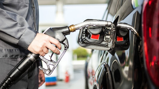 Giá xăng dầu hôm nay 132 Bất ngờ tăng vọt