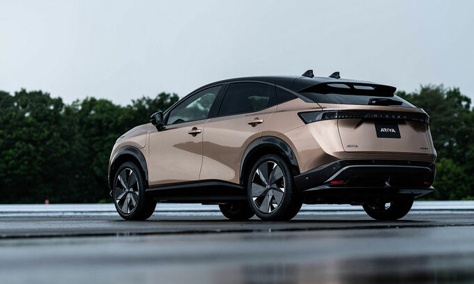 Nissan và Apple có thể hợp tác phát triển xe điện tự lái