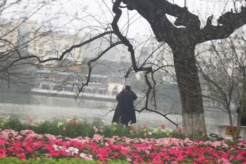 Thời tiết hôm nay 162 Không khí lạnh tràn về, miền Bắc trở mưa sau kỳ nghỉ Tết Nguyên đán