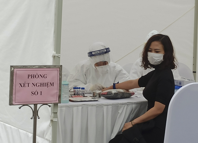 Toàn quốc Xét nghiệm, giám sát sức khoẻ người về từ Cẩm Giàng