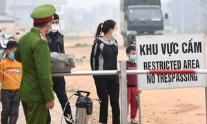 Phạt 7,5 triệu đồng một người đăng sai tin qua chốt kiểm dịch phải nộp tiền