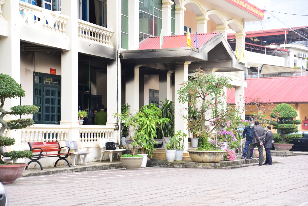 Điện Biên Phát hiện kế toán trường học chết cháy trong phòng làm việc