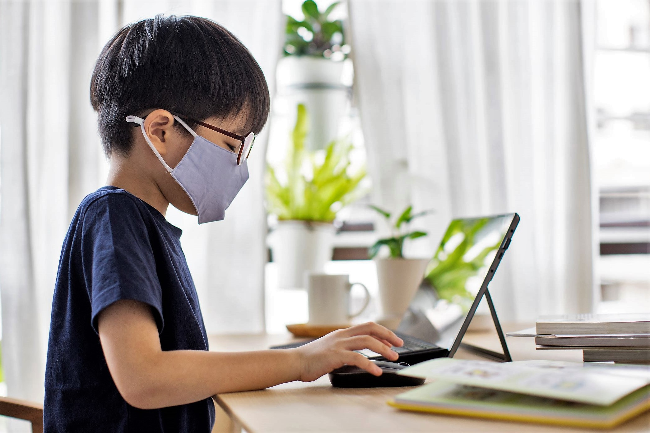 Bộ GDĐT lên kịch bản điều chỉnh kế hoạch thời gian học, thi