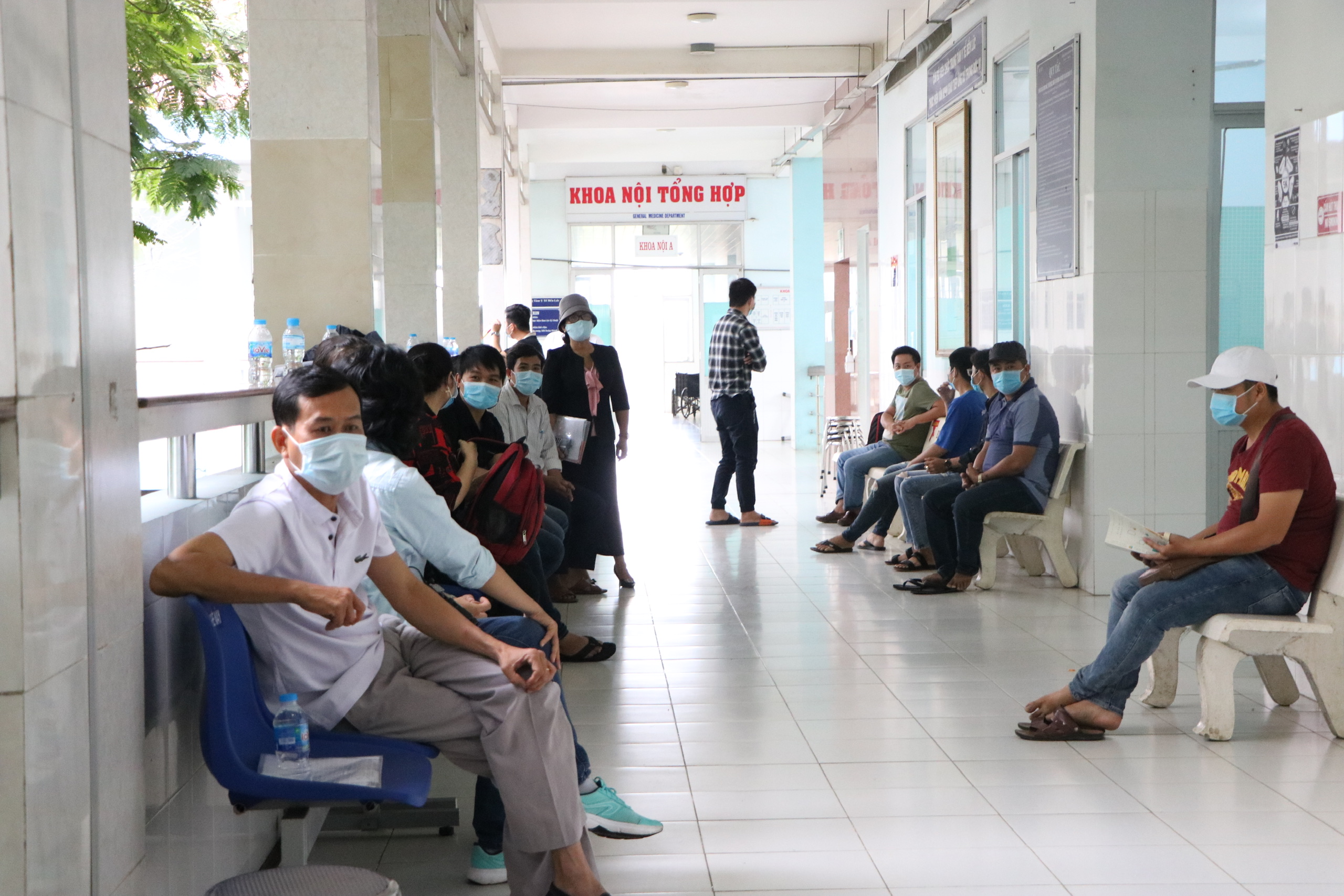 Long An Tiêm thử  nghiệm vắc xin ngừa Covid – 19 trên người giai đoạn 2 