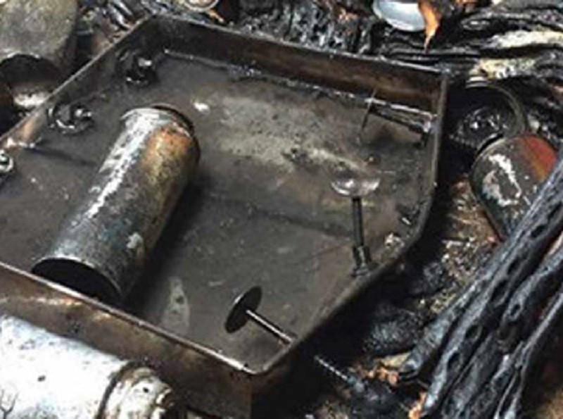 Bỏng nặng vùng mặt do bình gas mini phát nổ khi ăn lẩu  