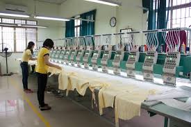 Hơn 33.600 doanh nghiệp rút lui khỏi thị trường trong 2 tháng đầu năm