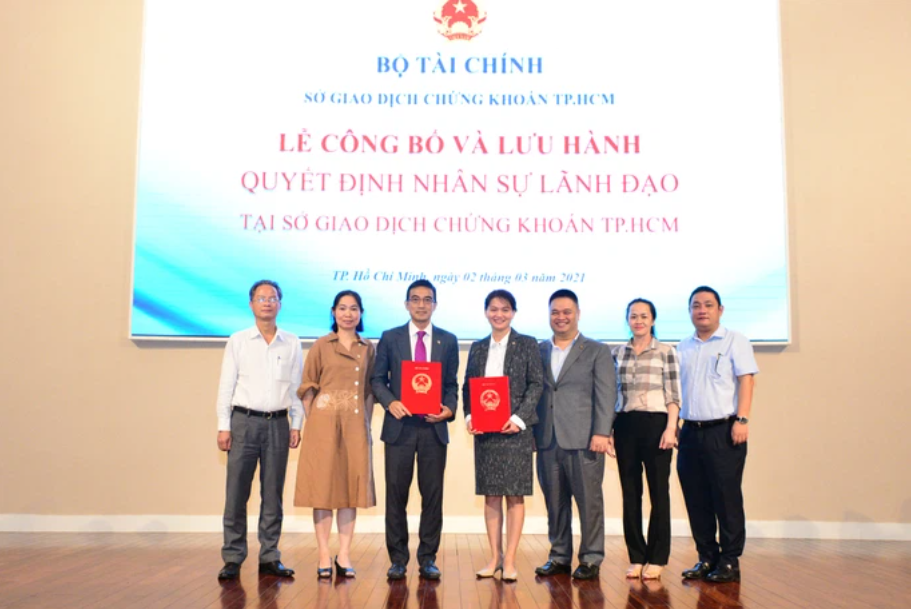 Bà Nguyễn Thị Việt Hà phụ trách HĐQT của HOSE, thay ông Lê Hải Trà