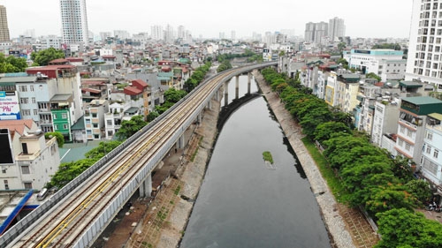 Hà Nội lắp 8 trạm bơm dã chiến để cải thiện ô nhiễm sông Nhuệ và sông Tô Lịch 