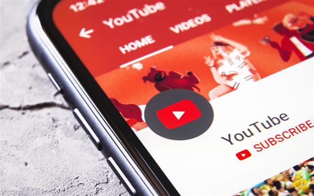 Youtuber Việt có thể bị Google đánh thuế lên đến 30%