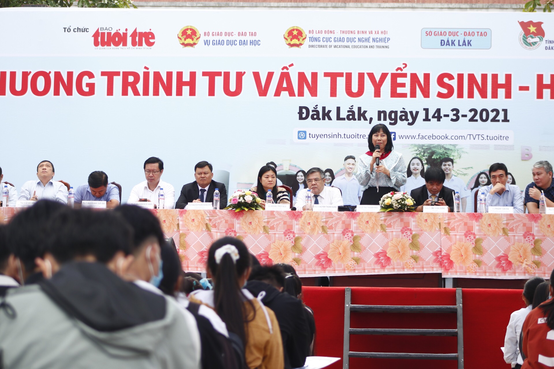 Học sinh Đắk Lắk lo lắng về đề thi THPT năm 2021 dễ hay khó